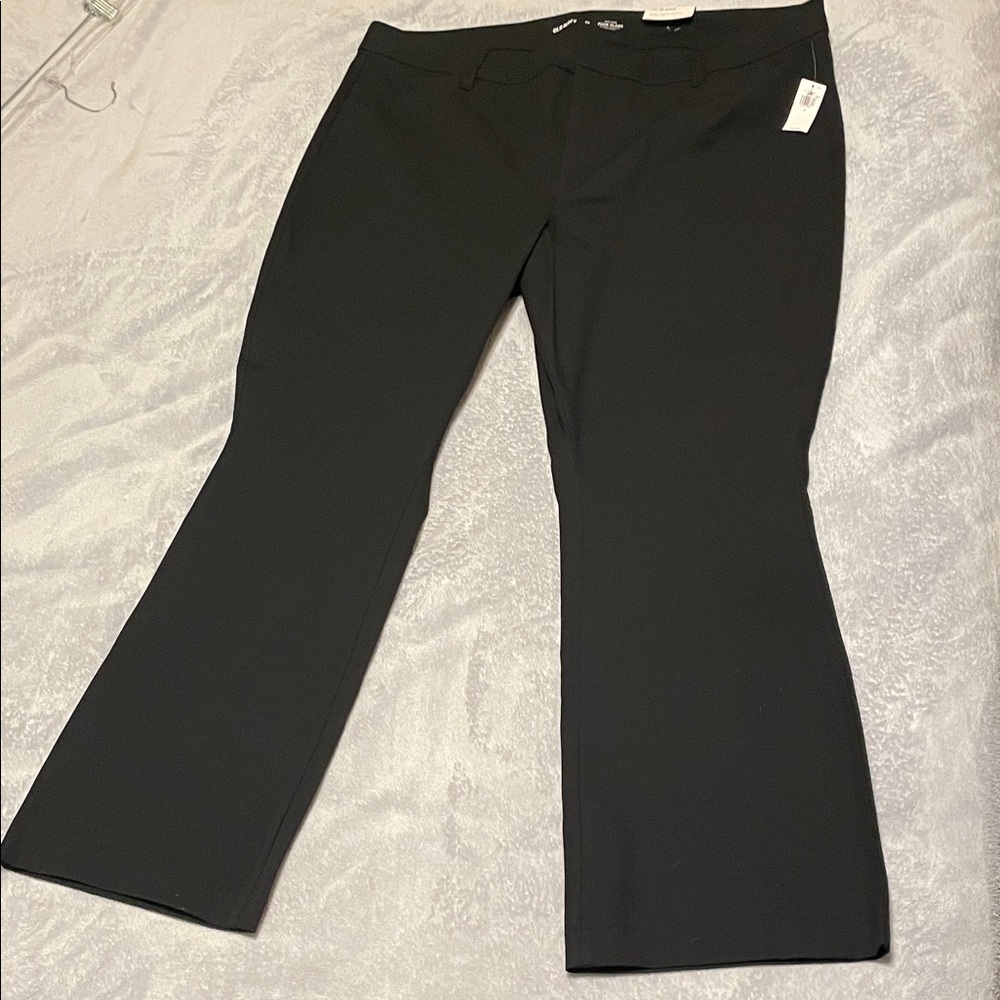 Old Navy High-Rise Black Pixie Flare Pants